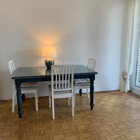 Flat Medien Hafen 30mintofair Appartement Düsseldorf