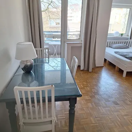 Flat Medien Hafen 30mintofair Düsseldorf